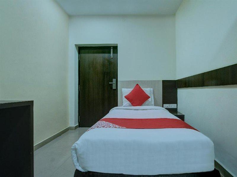 Hotel Tiruchendur Mani Iyer Palni Exterior foto