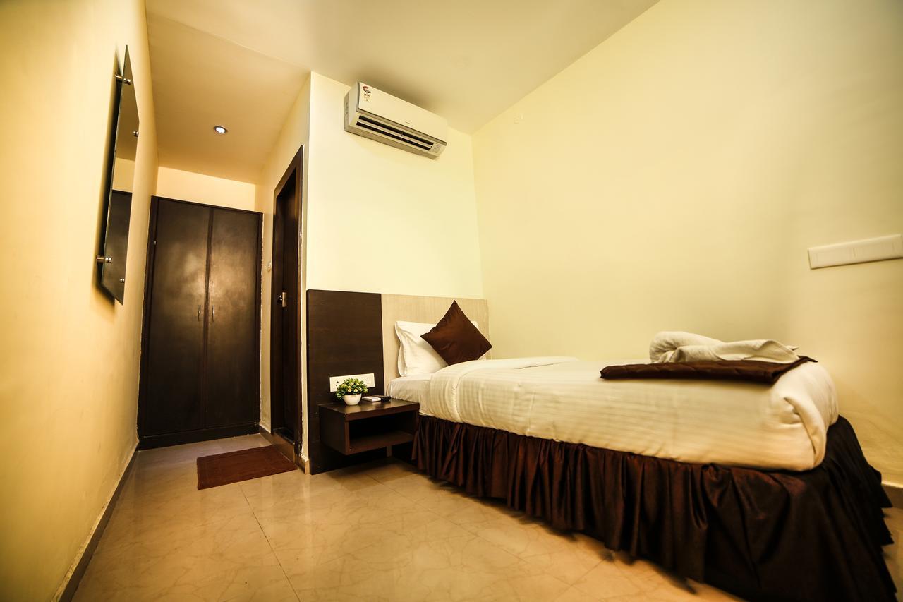 Hotel Tiruchendur Mani Iyer Palni Exterior foto