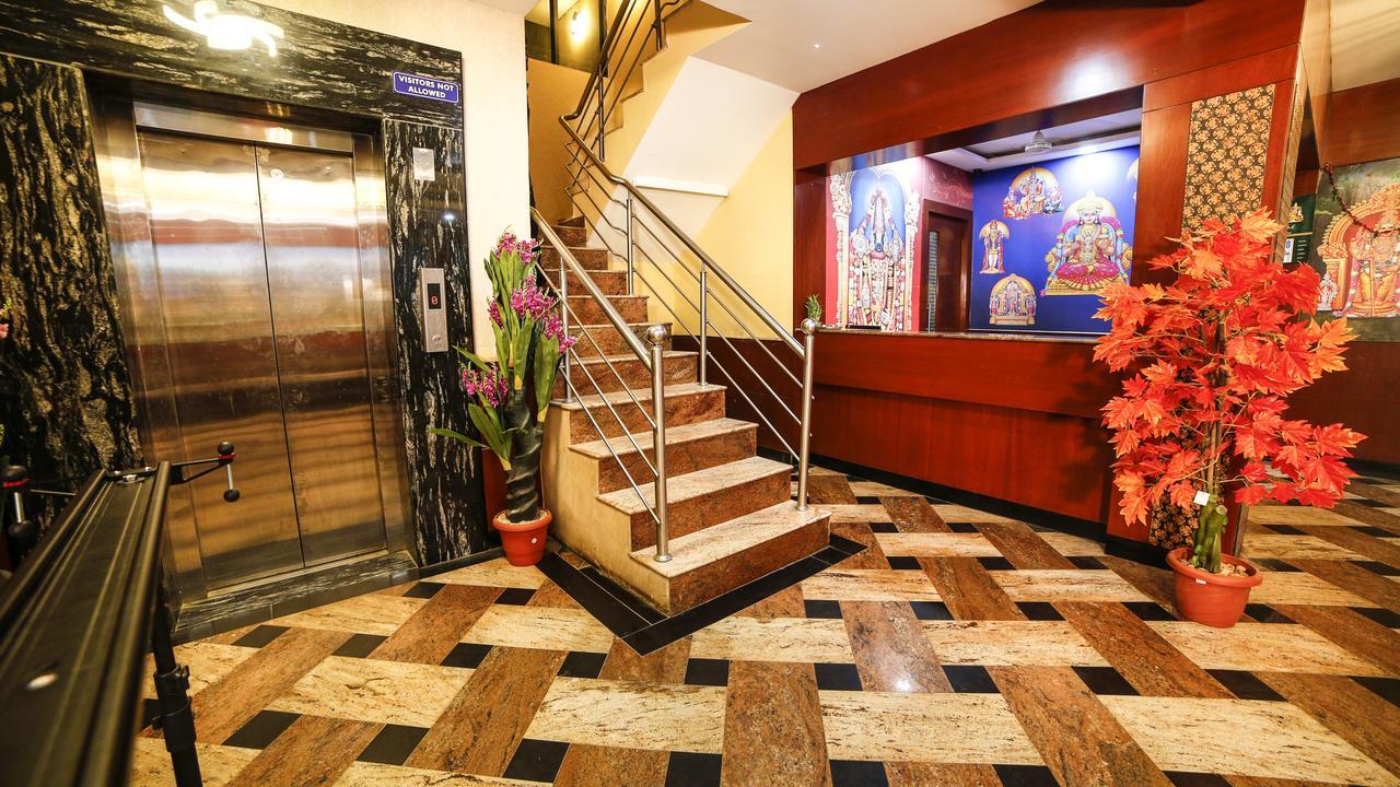 Hotel Tiruchendur Mani Iyer Palni Exterior foto