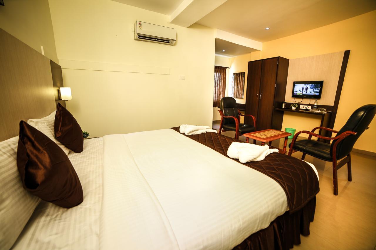 Hotel Tiruchendur Mani Iyer Palni Exterior foto